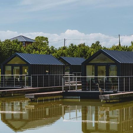 Kingfisher Tattenhall Exteriér fotografie