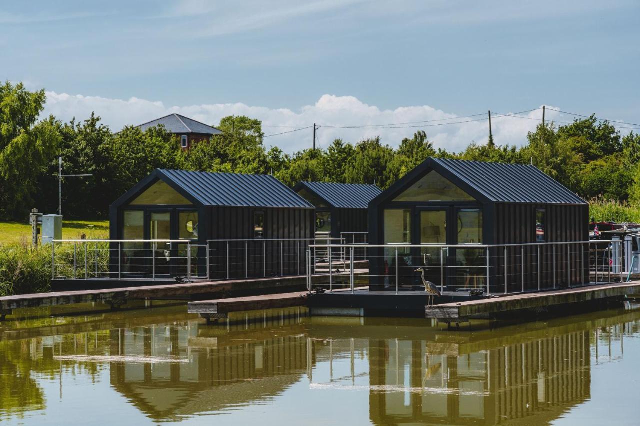 Kingfisher Tattenhall Exteriér fotografie
